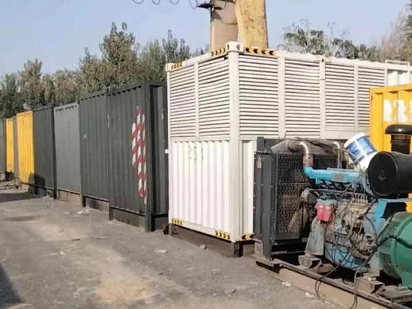 无棣200KW柴油发电机机组每小时油耗是多少?